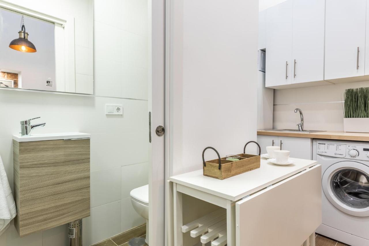 Precioso Apartamento De 2 Habitaciones By Bebalmy Madrid Eksteriør billede